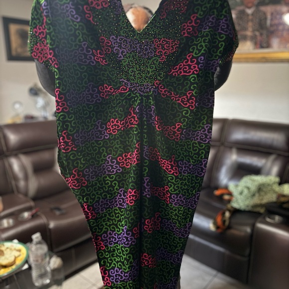 Colorful Patterned Dress - Picture 3 of 3